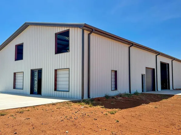 323 County Road 320 #D, Seminole, TX 79360