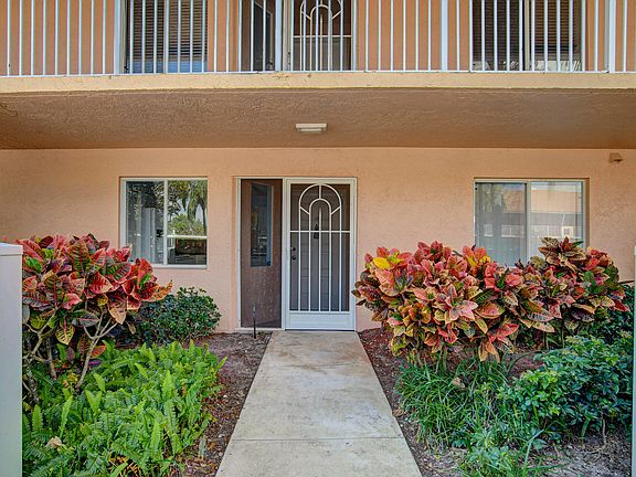 2nd image of 5952 Regal Glen Dr APT 103
