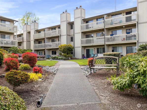 1735 Park Avenue #B203, Bremerton, WA 98337