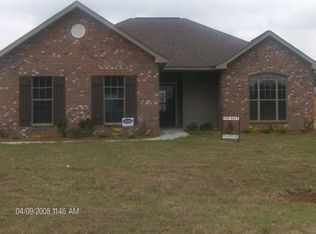 51 High Meadow Cir, Petal, MS 39465