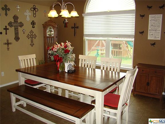 4th image of 2303 Jesse Dr