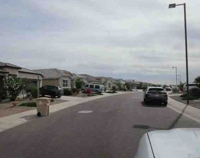 Exterior Neighborhood (street photo)