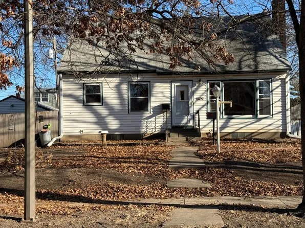 1024 Kilburn St, Saint Paul, MN 55103