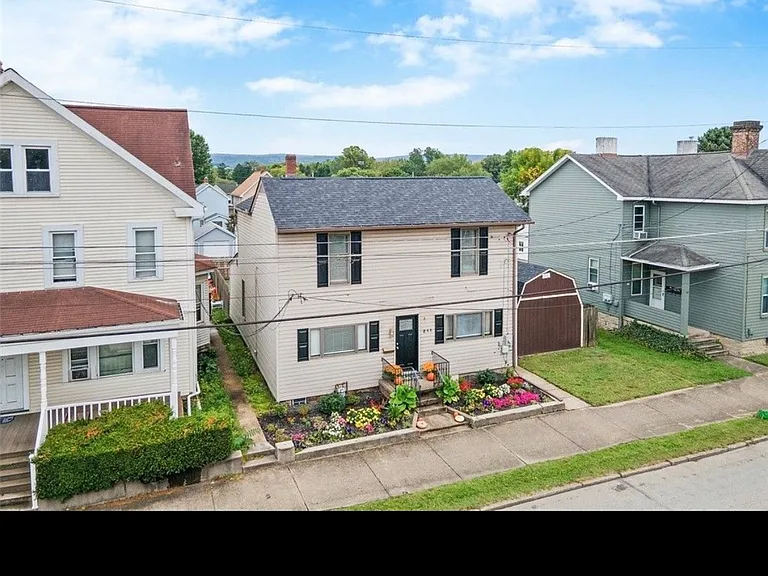 211 Lloyd Ave — Photo 28