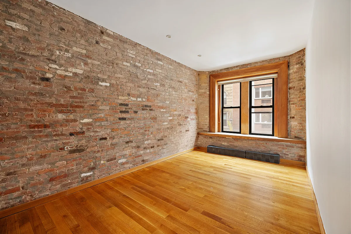 68 Thompson Street 2/G