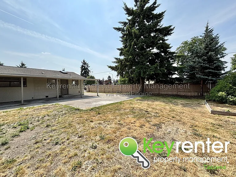 11916 Alaska St S — Photo 14