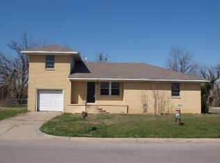 1501 NW Lawton Ave, Lawton, OK 73507