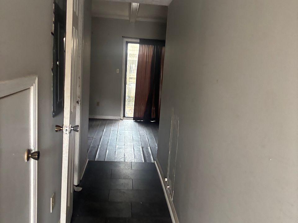2nd image of 6436 Woodstone Way