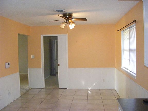 5th image of 1339 E Cherry Ave