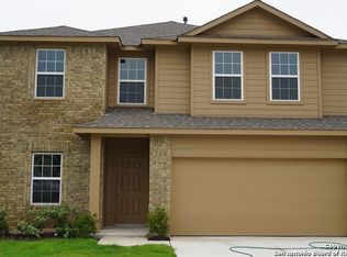 8906 Richmond Park, Converse, TX 78109