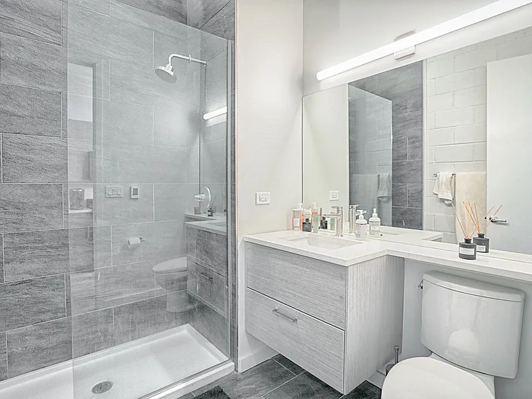 1504 W Haddon Ave — Photo 10