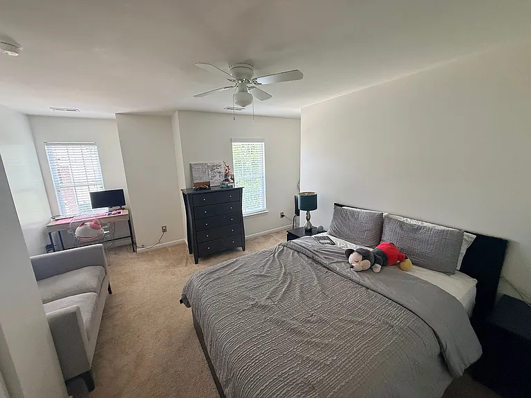 9460 Graywell Ln — Photo 24