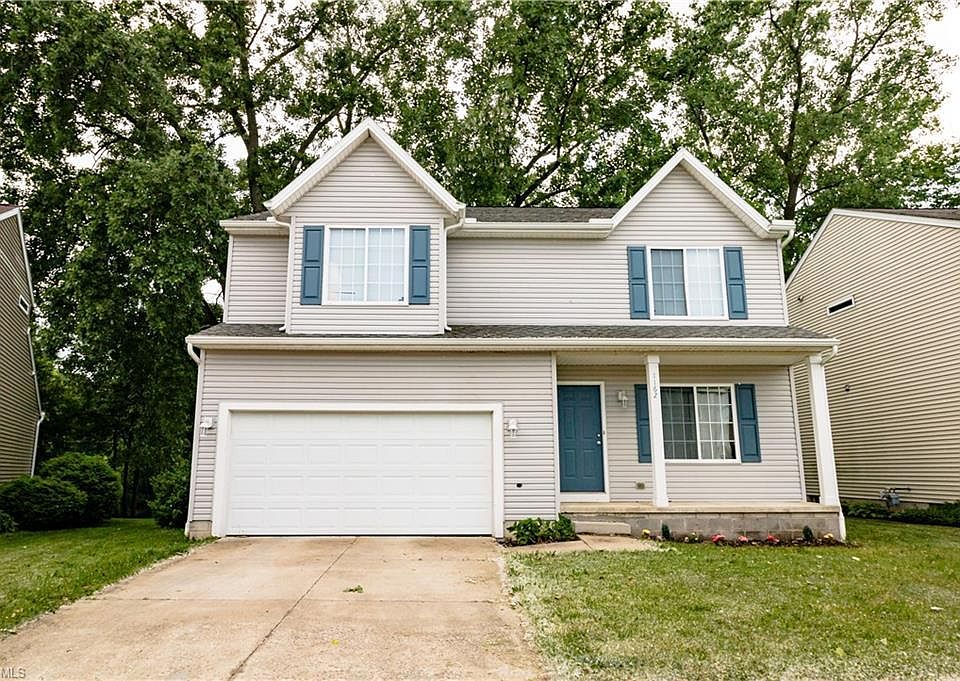 1st image of 1162 Oxford Cir