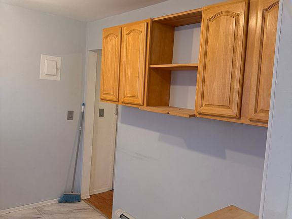 3rd image of 62-39 99th St #1