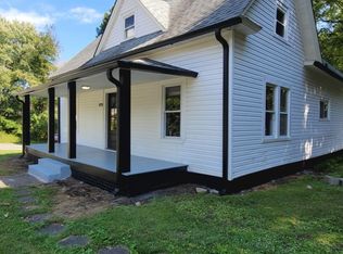 390 E Main St, Old Fort, NC 28762