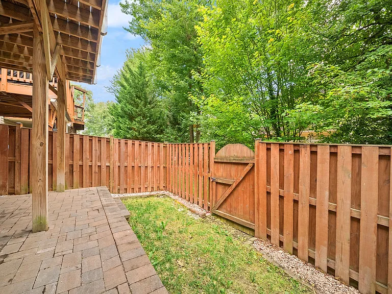 1431 Occoquan Heights Ct — Photo 47
