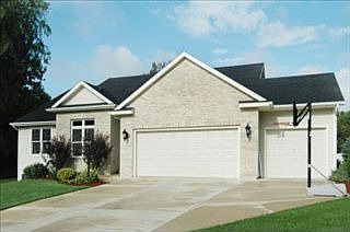 1st image of 2790 Avalon Woods Dr