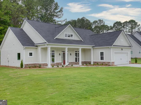 912 Pool Rd, Hiram, GA 30141