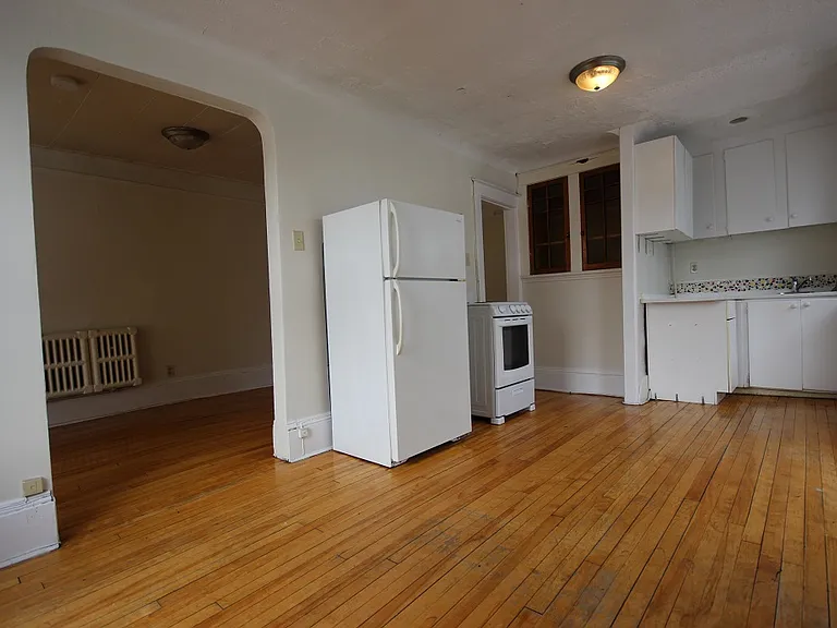 168 1st Ave #1 — Photo 4