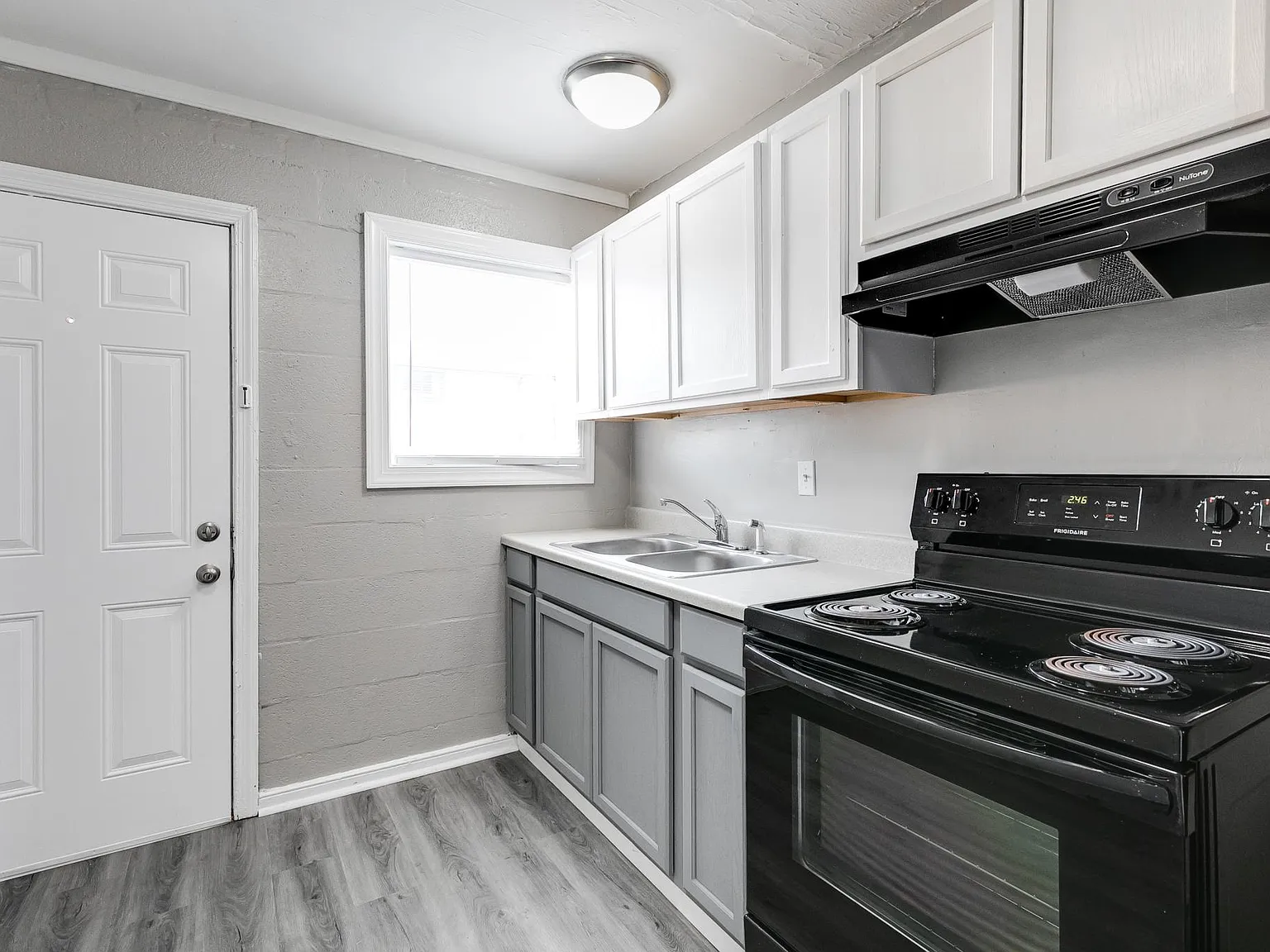 2 bed, 653 sqft, $1,014 — Photo 3