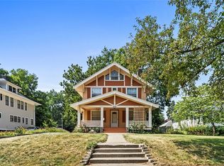 2012 E 12th St, Des Moines, IA 50316