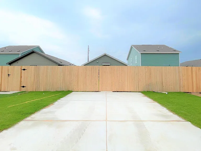1134 Smallmouth Rd — Photo 9