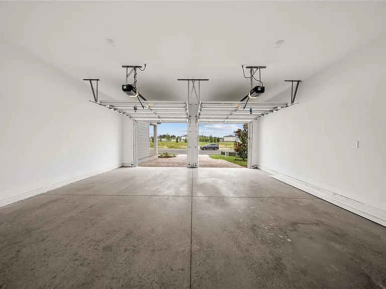 12890 Eureka Lemon Dr — Photo 40