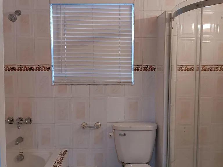 8837 N Crescent Dr — Photo 10
