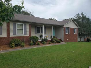 222 Windmere Dr, Paducah, KY 42001