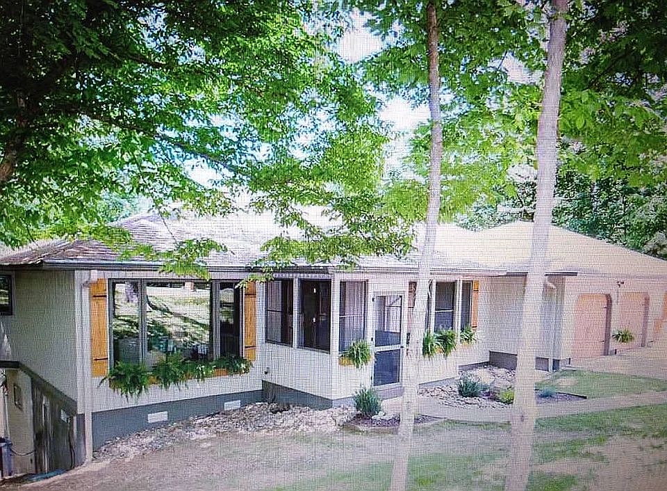 1st image of 335 Arlington Dr