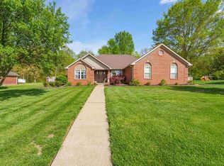 4800 Carlsbad Ln, Owensboro, KY 42303