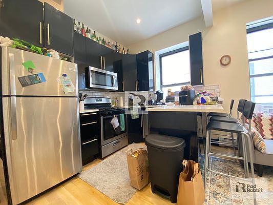 3rd image of 44 Mac Donough St #3F