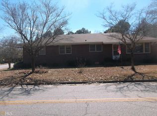606 Elton St #18, Claxton, GA 30417
