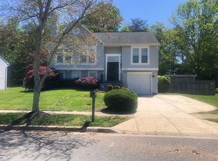 9824 Sandpiper Dr, Upper Marlboro, MD 20772