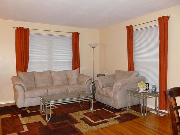 2nd image of 3665 Oakmeadow Ln