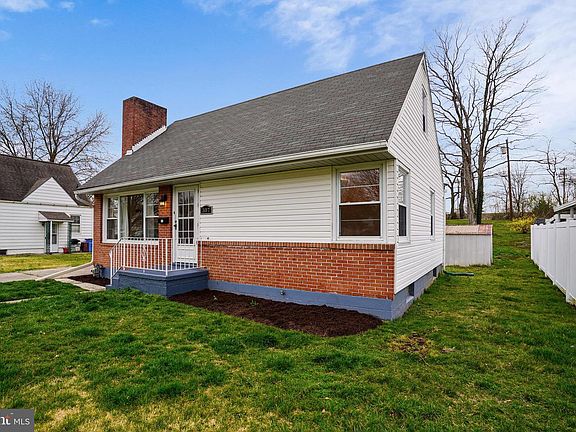 3rd image of 307 Belview Ave