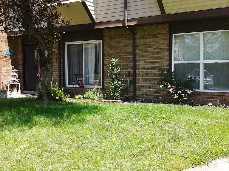 1554 Greene Lake Dr — Photo 6