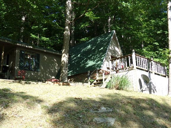 2nd image of 406 Lakeside Pl