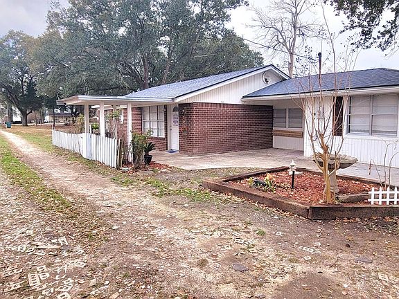 4th image of 2010 W Highland Dr