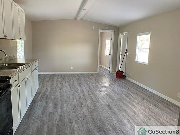 5th image of 15004 113th Ave #6
