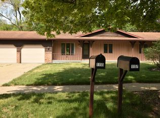 1155 N Hampton Dr NE, Grand Rapids, MI 49505