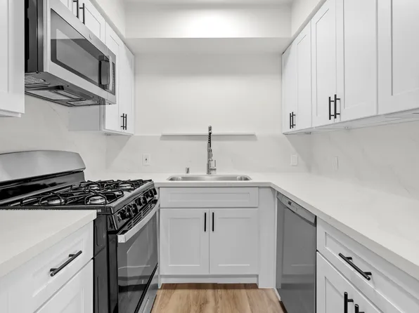 7825 W Manchester Ave APT 25, Playa Del Rey, CA 90293