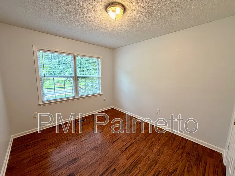 119 Chatham Cir — Photo 19