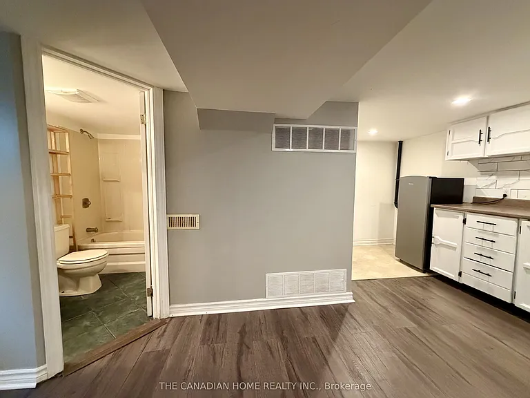 71 English St #BSMNT — Photo 14