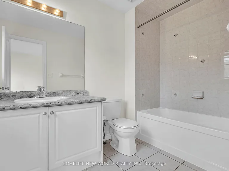 8 Shiff Cres — Photo 21