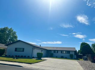 1575 Cimarron Ave, Richland, WA 99352