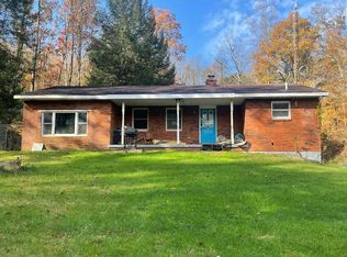 2286 McCune Cemetery Rd, Jackson, OH 45640