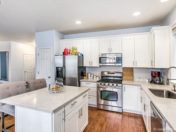 4th image of 6325 SE Kensington St