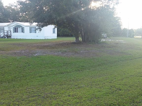 5th image of 96 Pine Dr