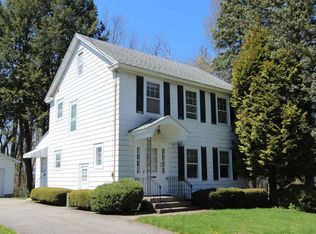 15 Hamilton St, Johnstown, NY 12095